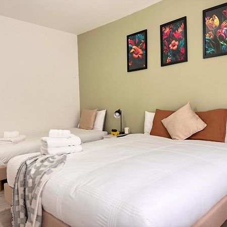 Charming Studio 30Min To Central Londra Esterno foto