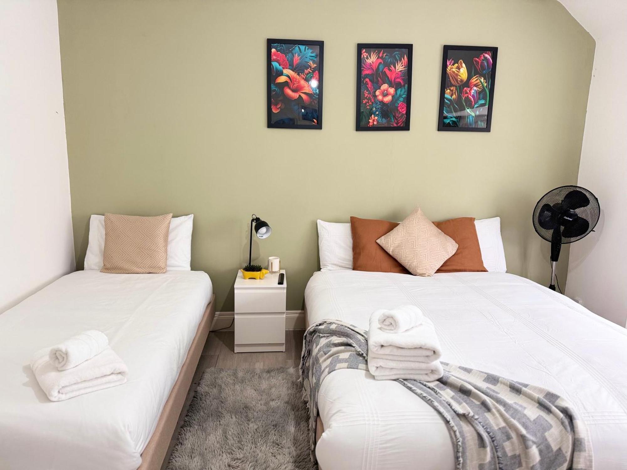 Charming Studio 30Min To Central Londra Esterno foto