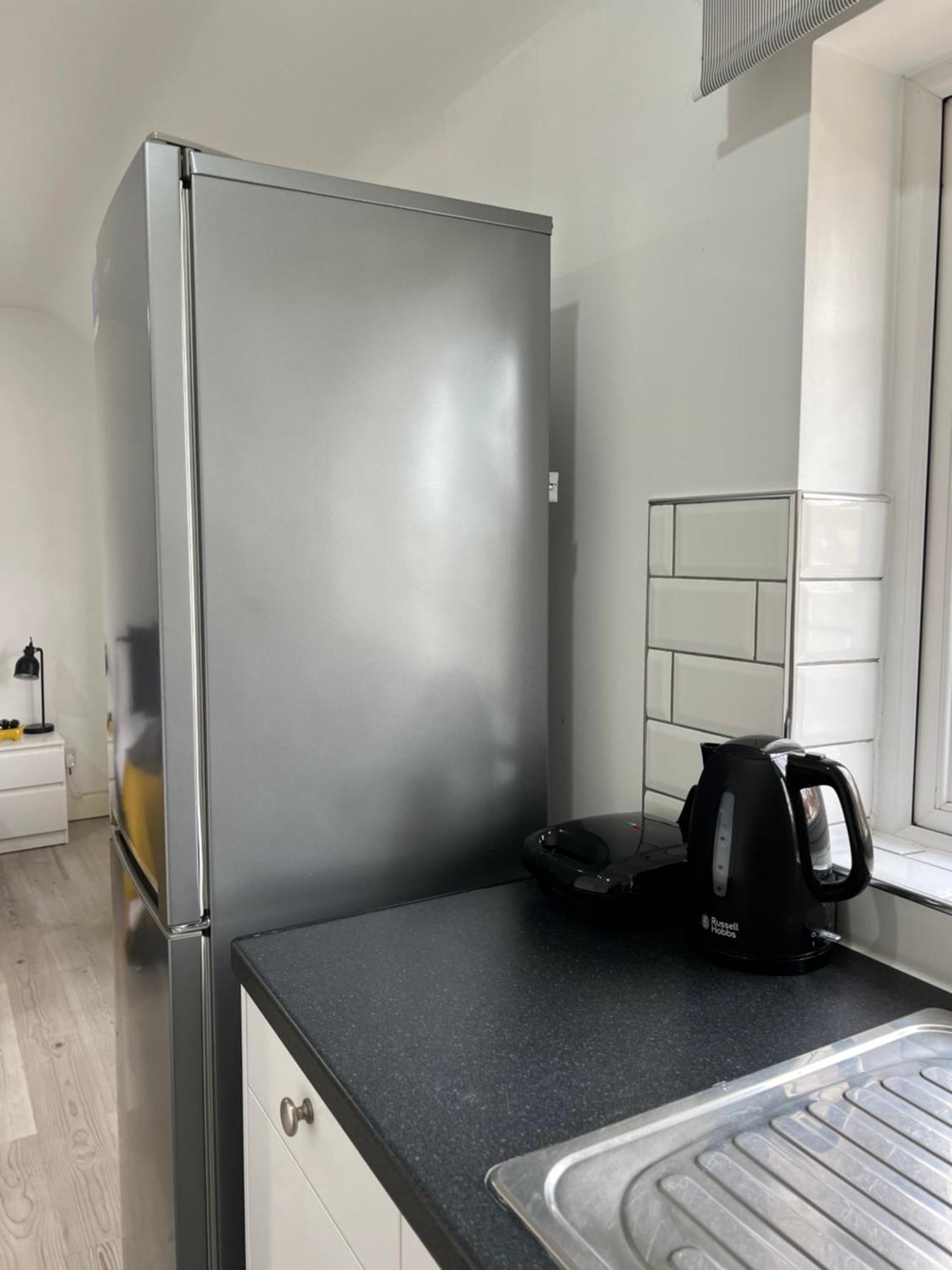 Charming Studio 30Min To Central Londra Esterno foto